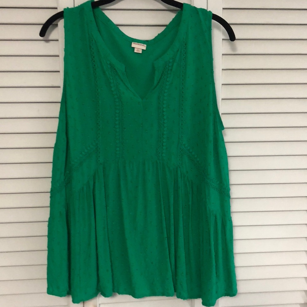 Loose Fitting Blouse Size: XL